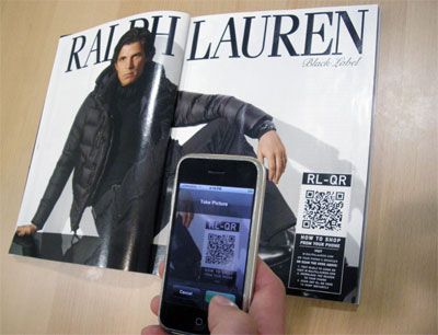 QR Codes in Fashion and Accessories